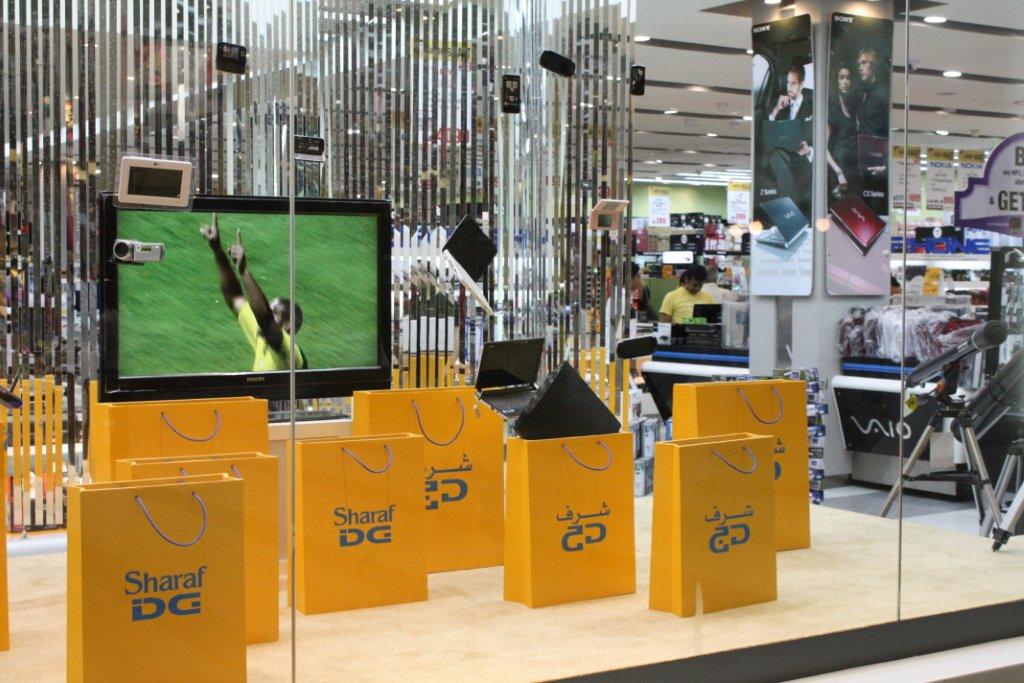 Money exchange дубай. Seef mall - muharraq, al muharraq:. гипермаркет электроники дубай. Dubai sharaf. магазин техники в дубае sharaf dg.