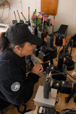 Así se trabaja en el Centro de Comunicaciones de la Base Científica Antártica Artigas