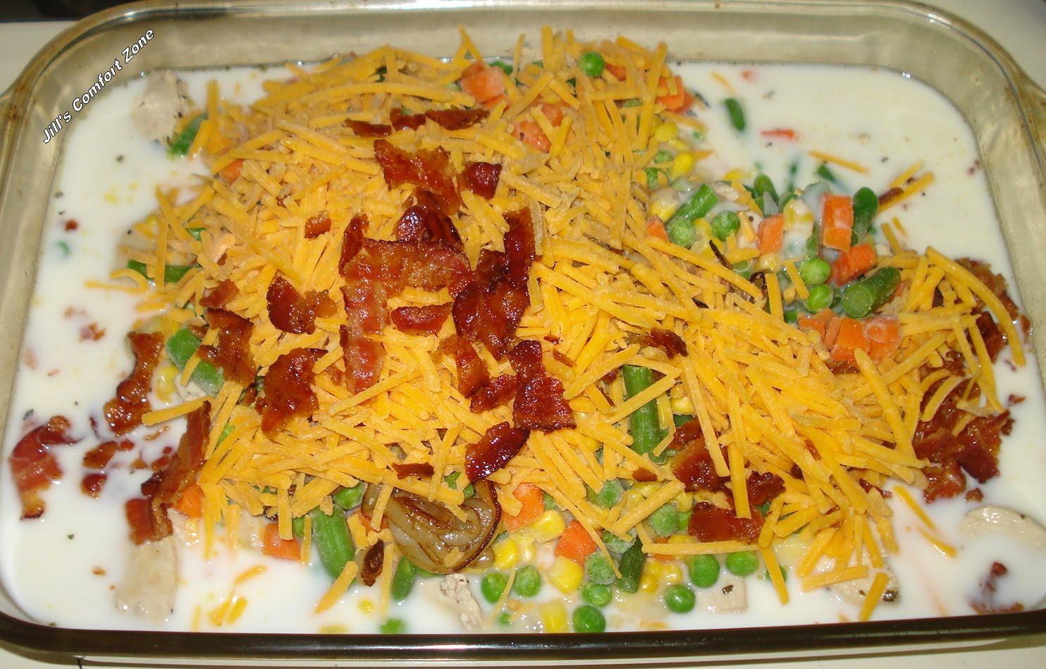 Jill's Comfort Zone: Chicken and Biscuit Casserole
