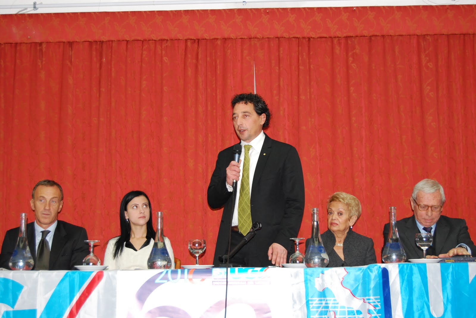 What Does A Prolapsed Bladder Look Like?