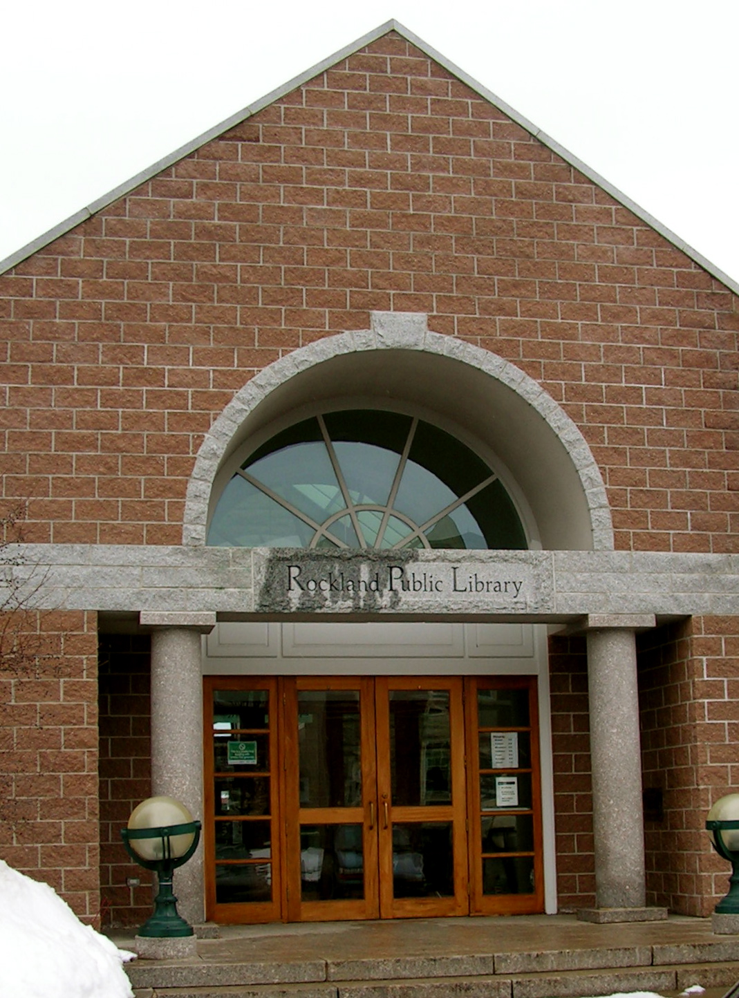 Library Space Traveler: Rockland Public Library in Rockland, Maine