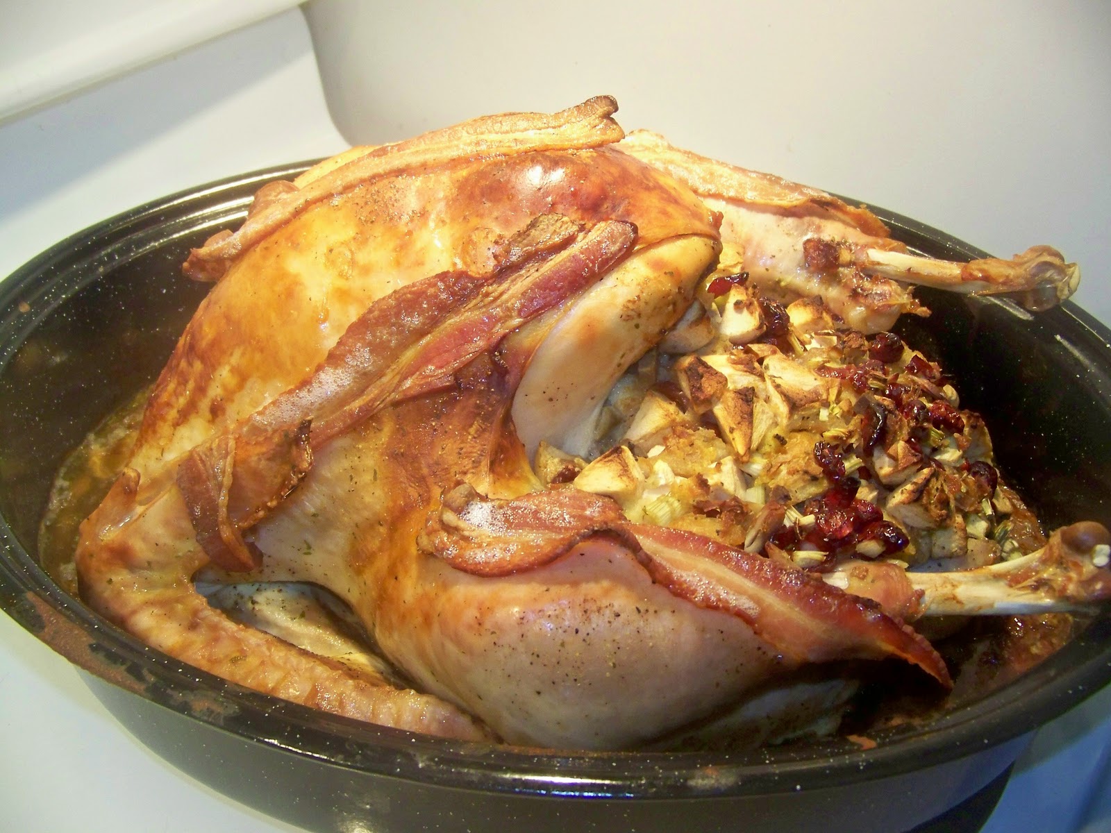 Dinde farcie aux pommes et canneberges