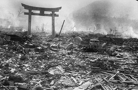 nagasaki_afterbomb.jpg