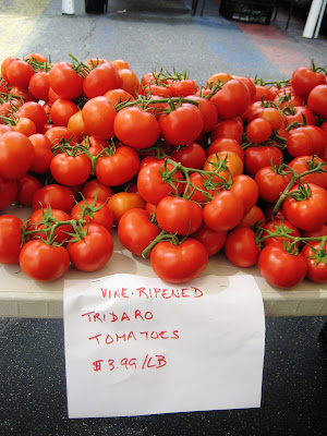 Penn Quarter farmer's market, tomatoes