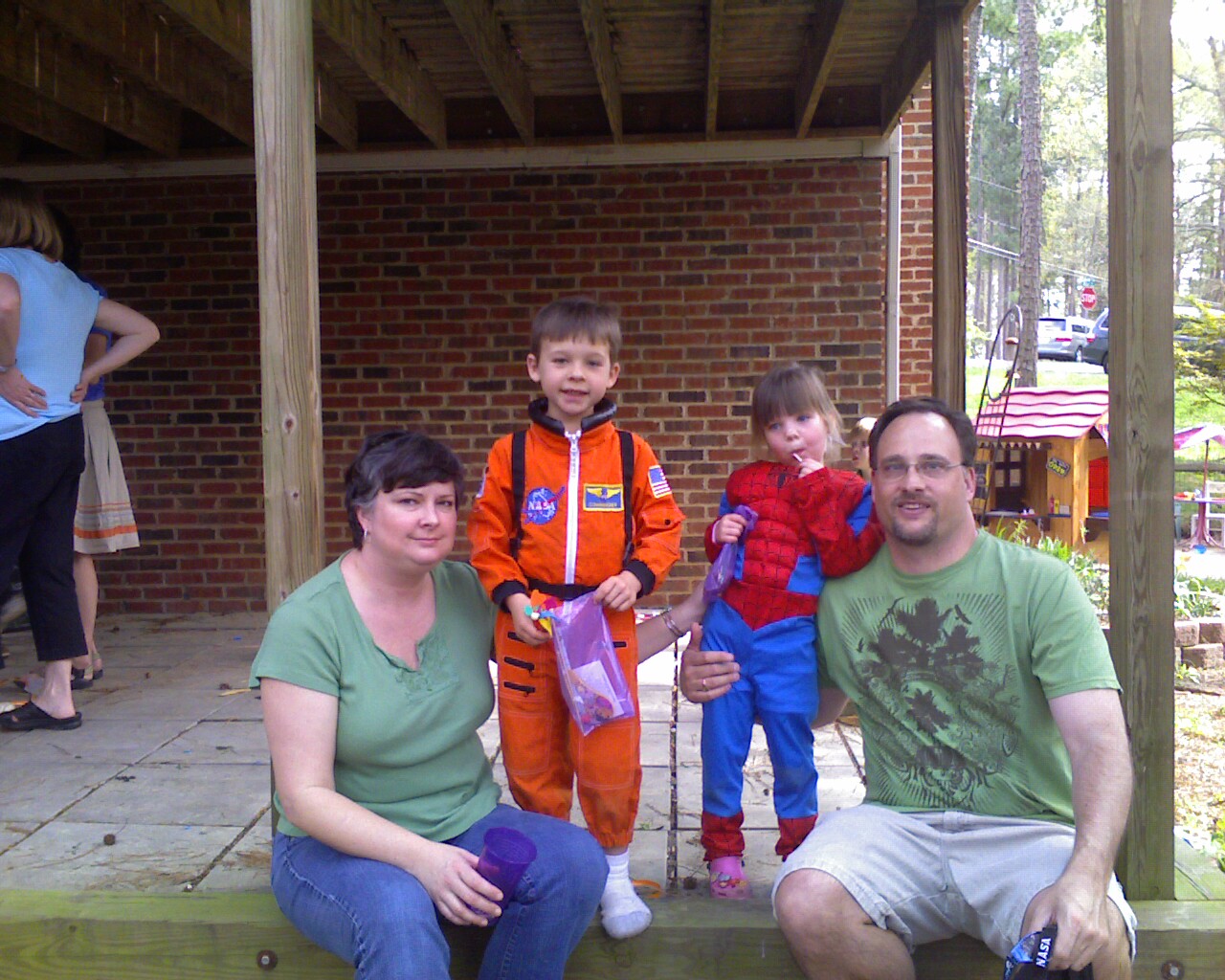 [Photo_04-702631.jpg]