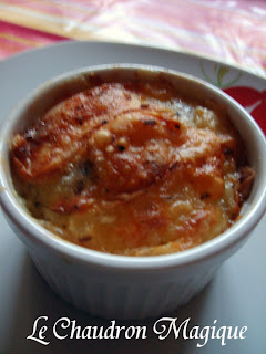 recettes plats recettes fromage recettes entrees Verrine, entrée, plat principal, cest comme on veut : pommes de terres et munster au cumin.