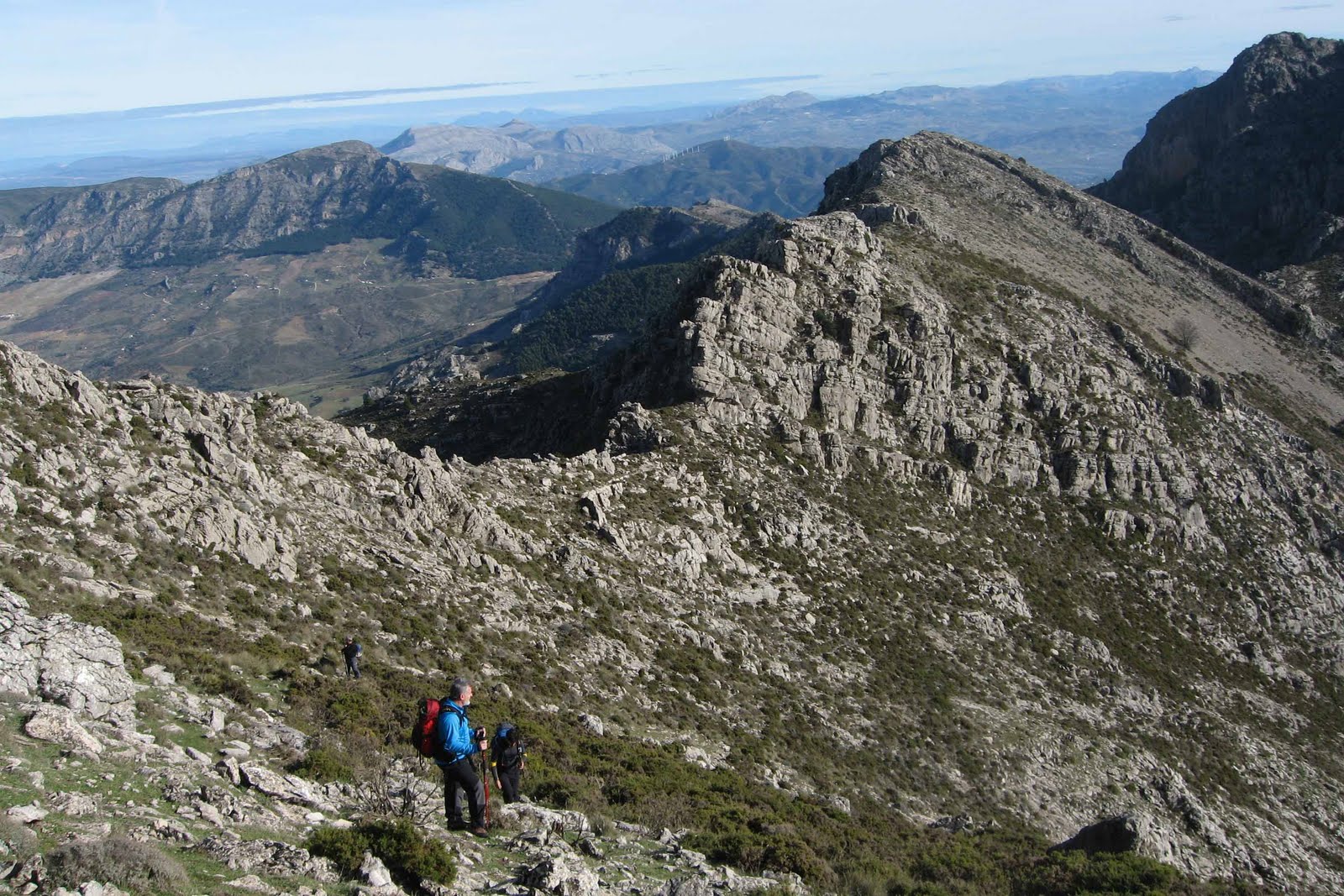 Senderismo por la Montaña Penibética Ascenso a la Sierra de la