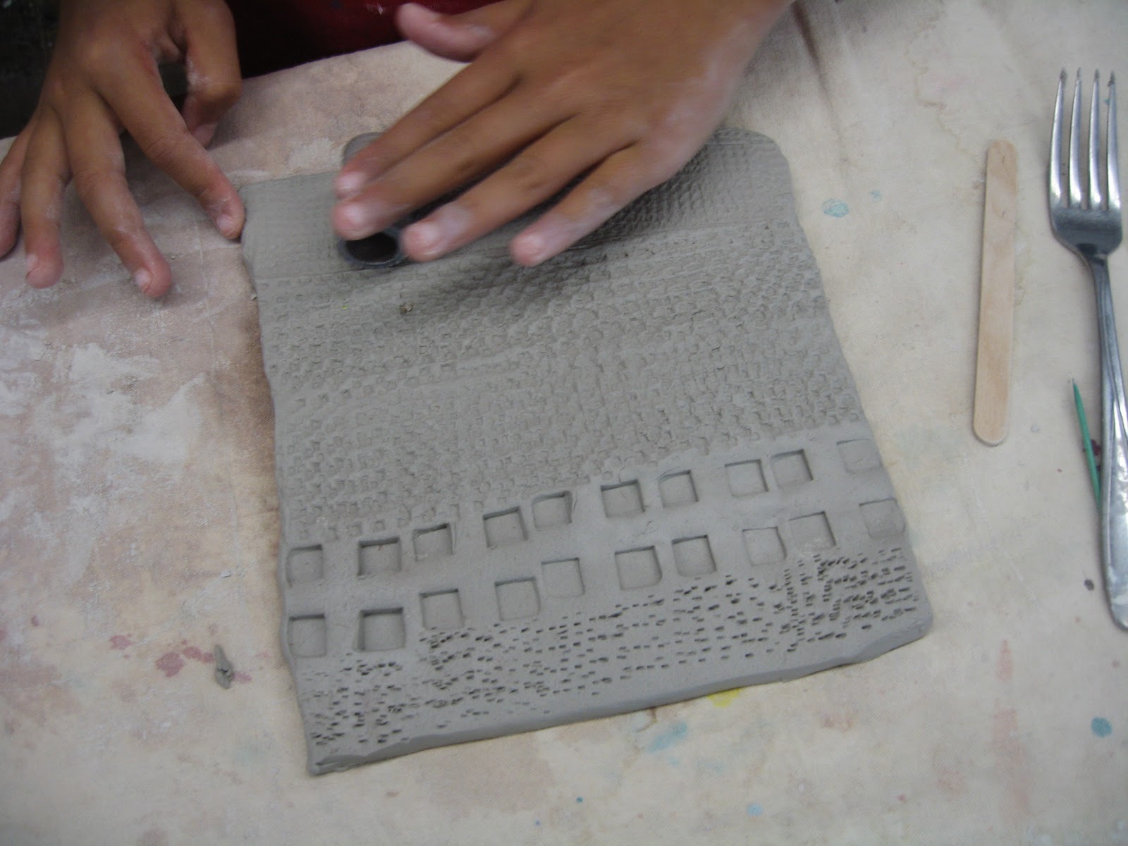 Slab Clay Patterns 1542d8f1604f0963938fc69ab4c19a01.jpg (736×734