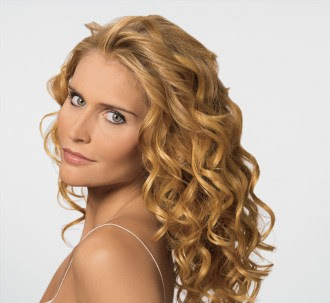 Curly Blonde Hairstyles