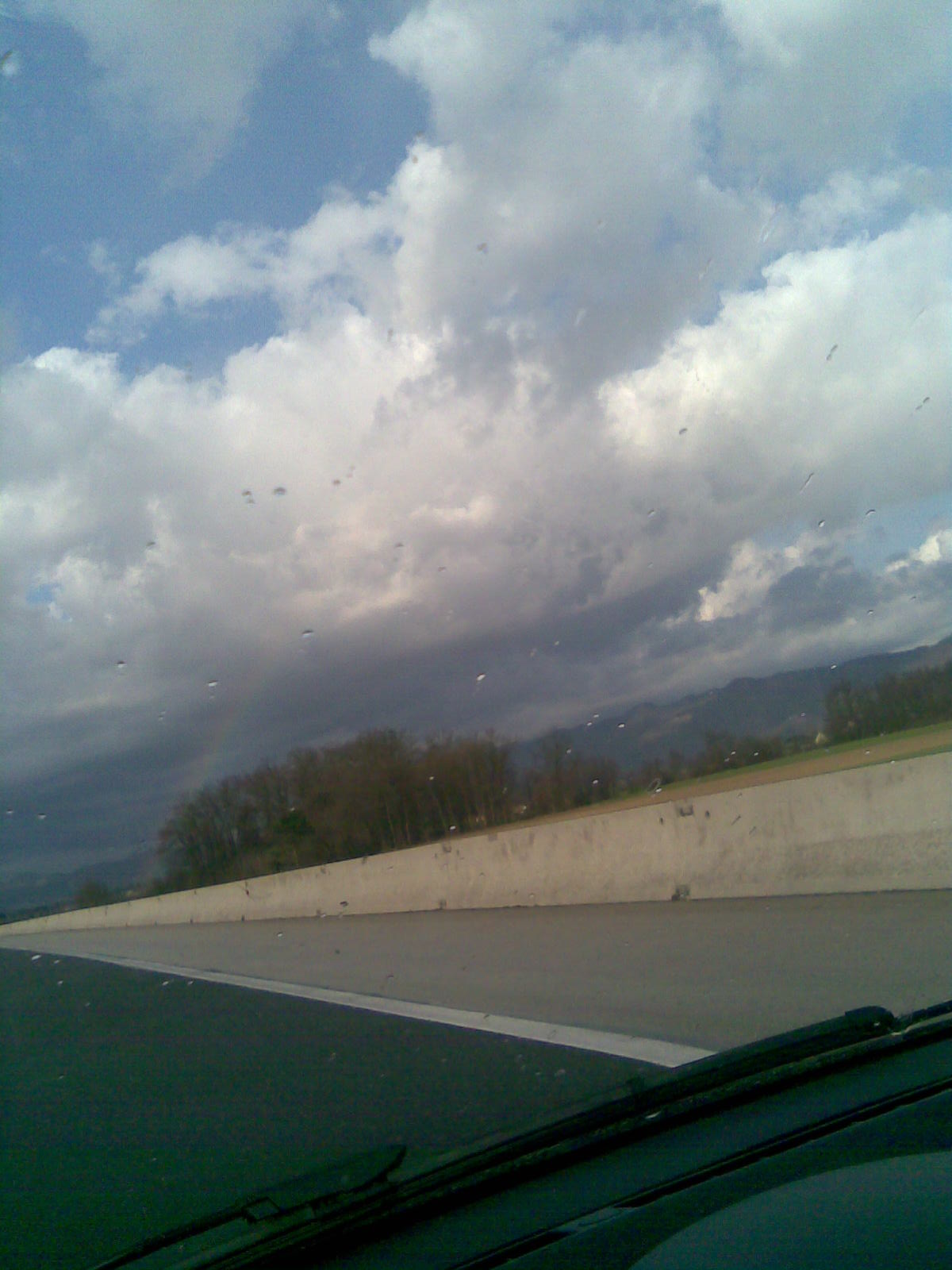 TRIČ TRAČ škrab, škrab, škrab, grem z dežja pod kap