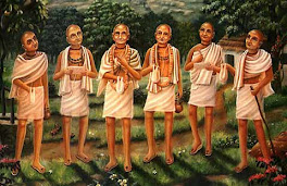Vaisnava Acaryas (gurus)