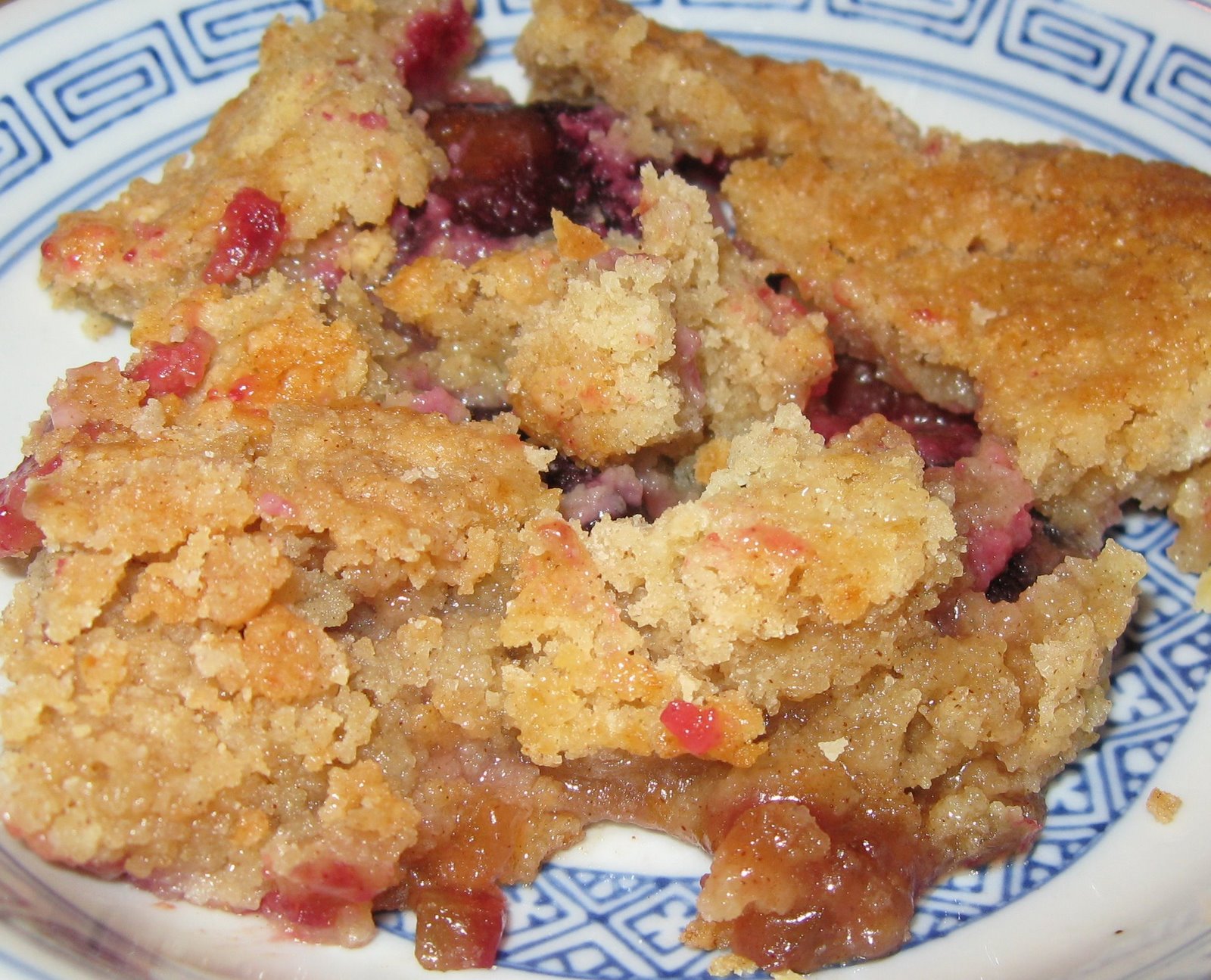 [plum+ginger+crumble.JPG]