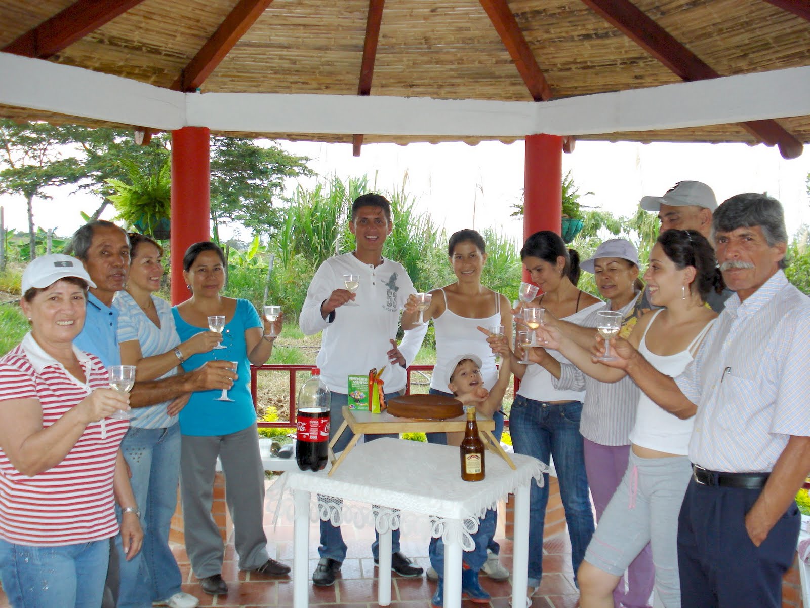 [Brindis.JPG]