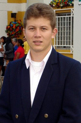 [Luis_Gabriel_Chica.jpg]