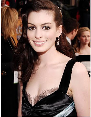 anne hathaway actress photo