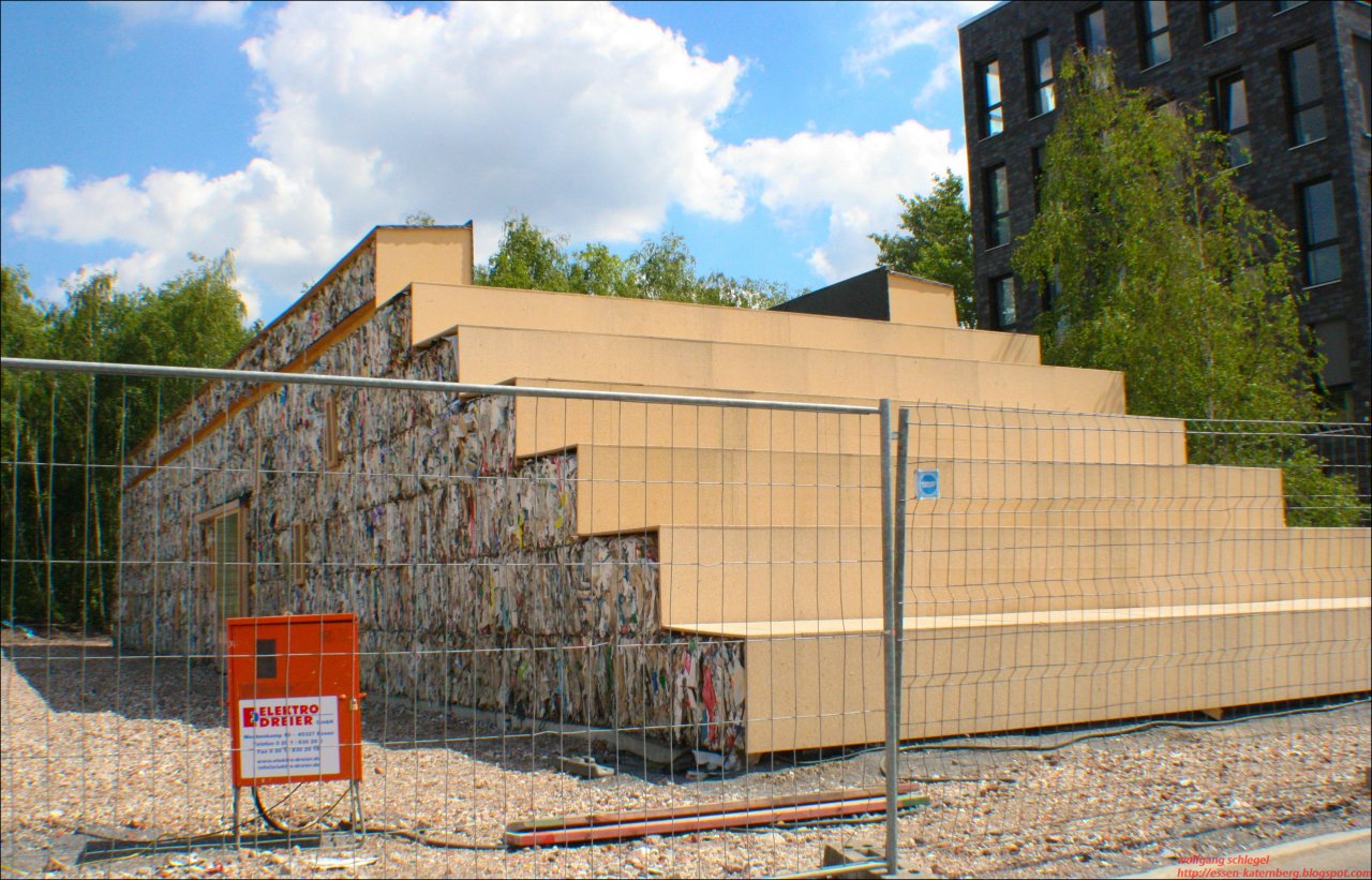 Essen-Katernberg: papierhaus auf zollverein in essen-katernberg