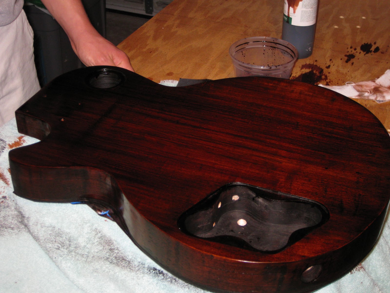 How to Build an Electric Guitar Staining