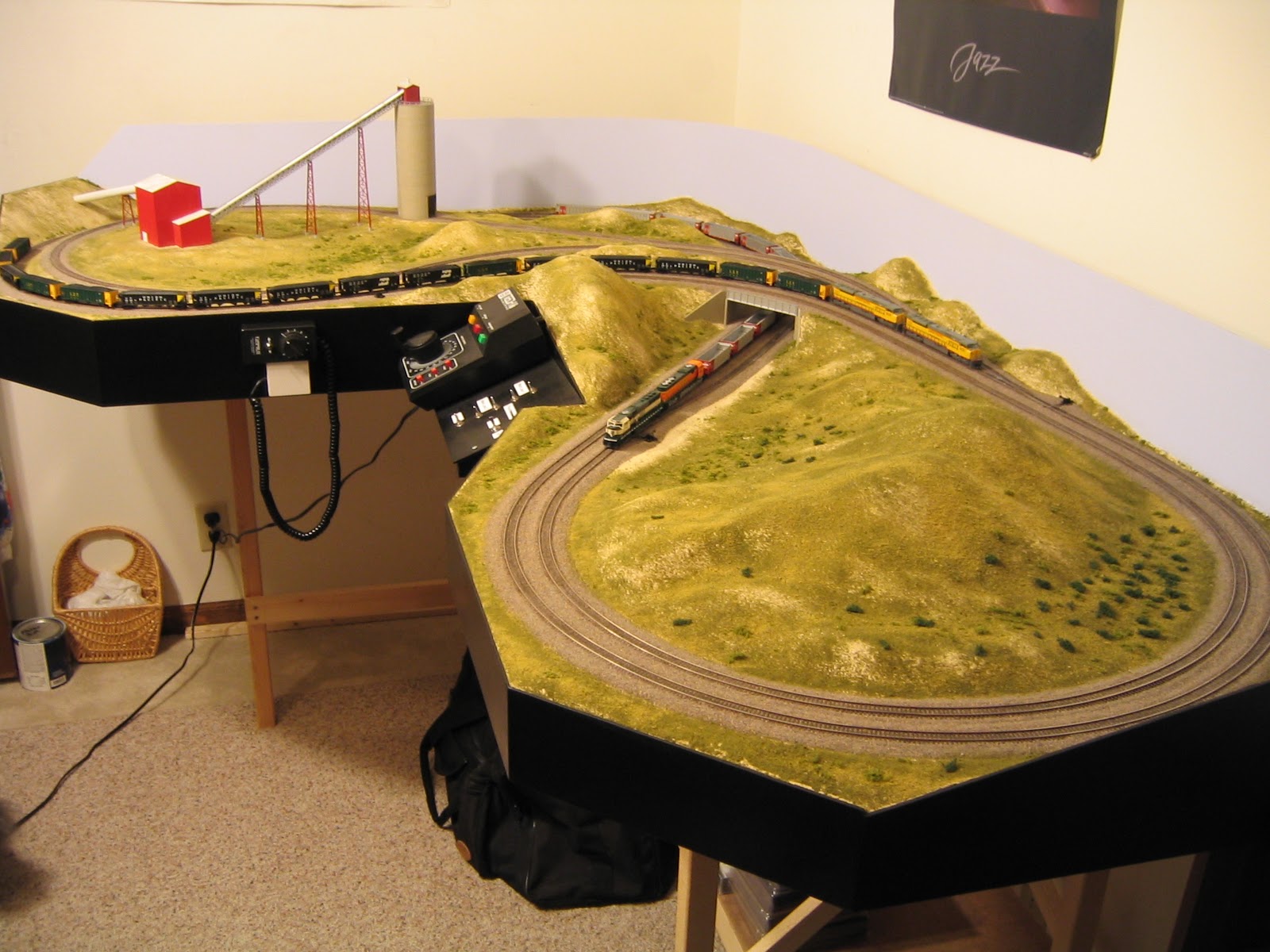 Scale Addiction: Model Railroads