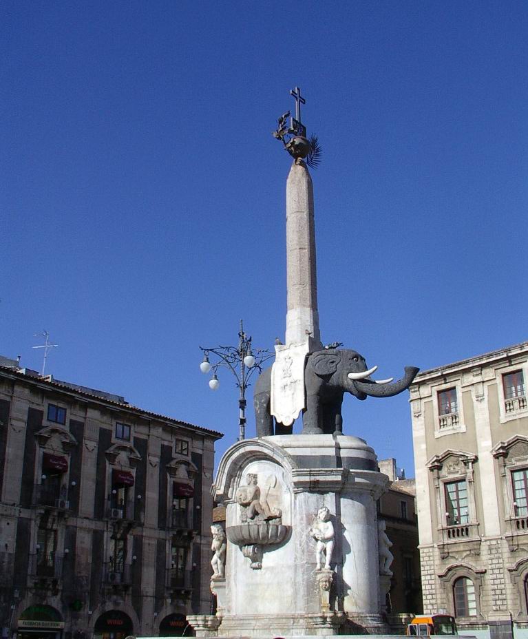 Lisa in Italy: Catania Elephant, Sicily