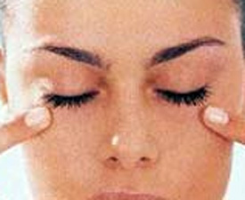 [göz+altı+torbaları+için+cilt+bakımı.jpg]