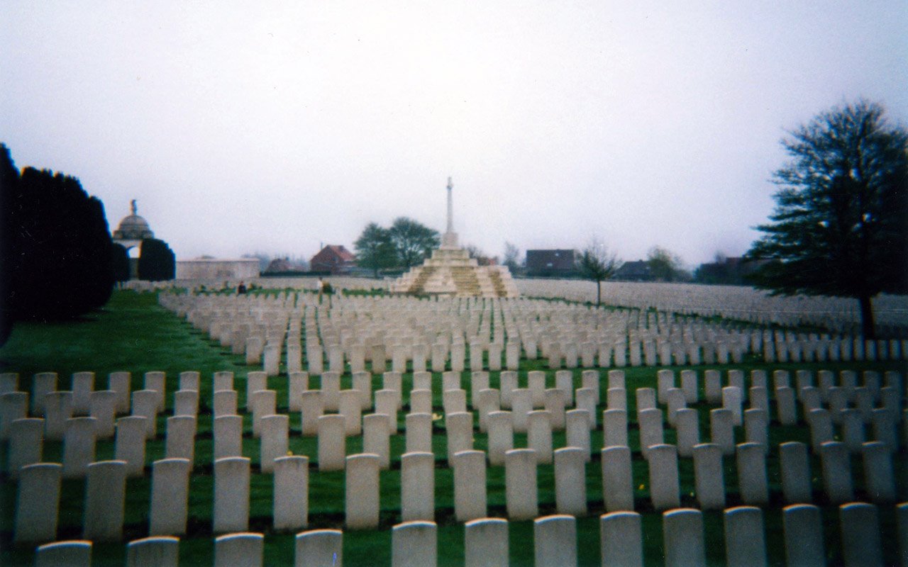 [0086+-+Belgium,+Tyne+Cot+Cemetery.jpg]