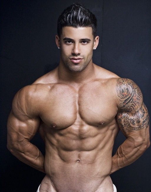 Gay Muscle Builder 30