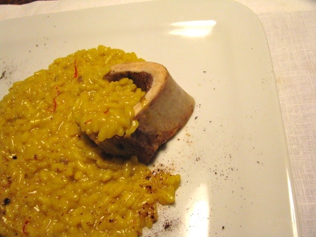 Risotto alla Milanese con liquirizia e midollo (tutto anche l'osso ...