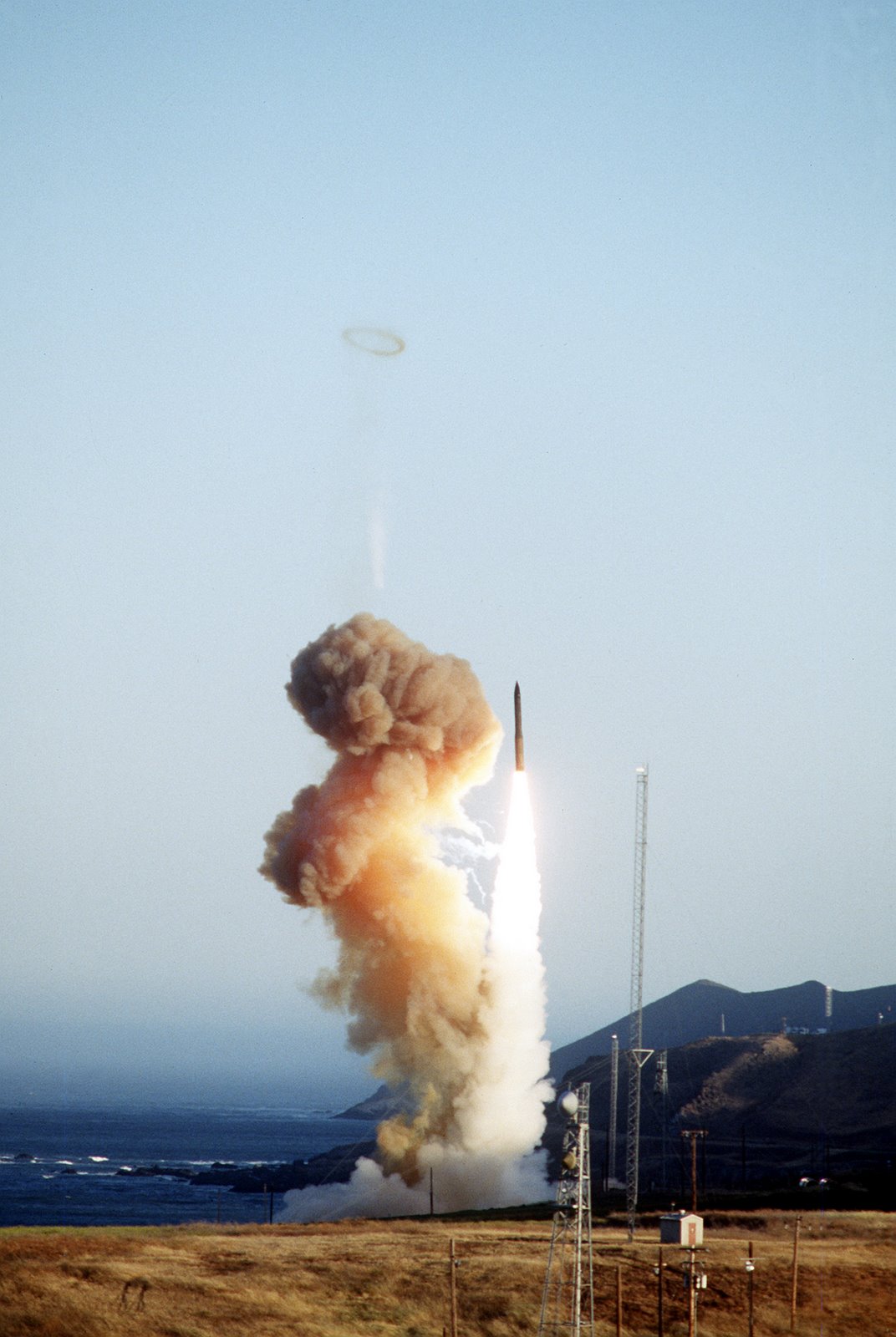 [Minuteman_III_launch_1994.jpg]