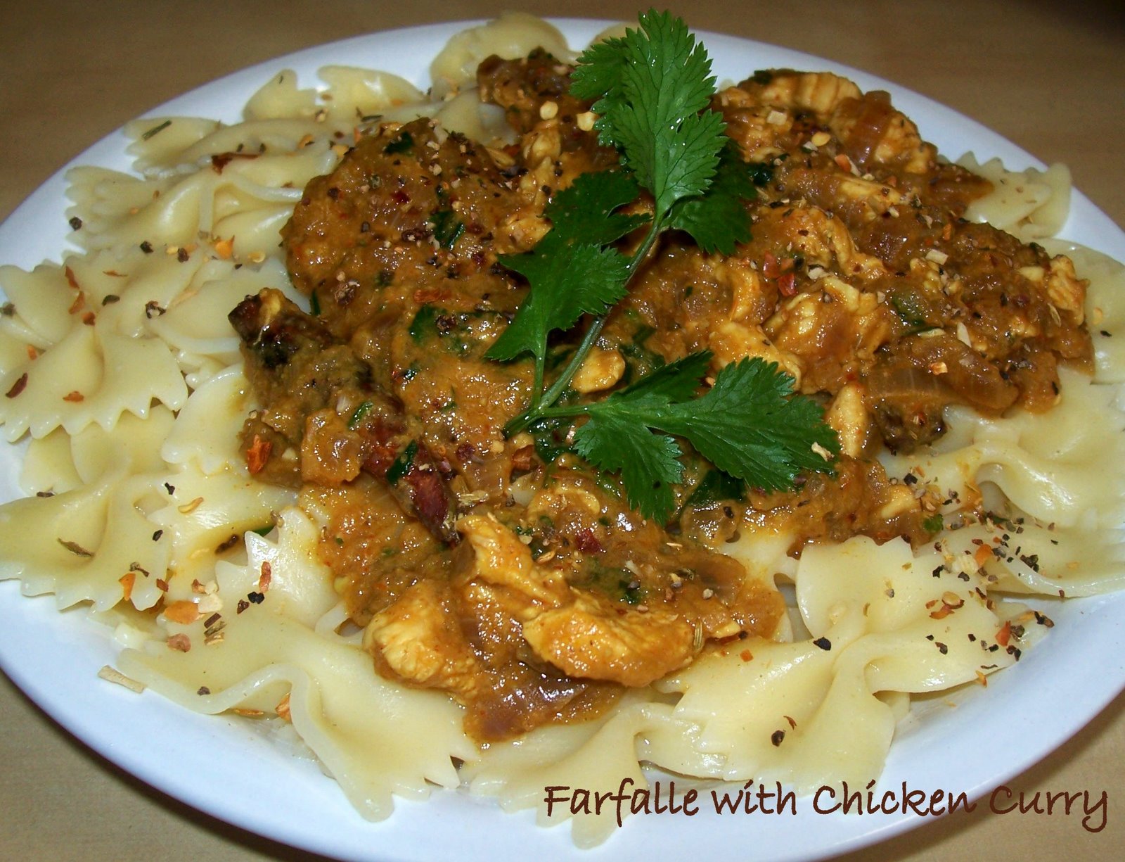 [Farfalle+with+Chicken+Curry.JPG]