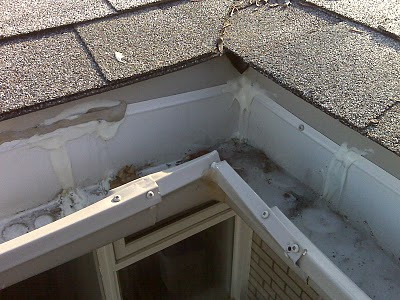 3 Reasons Why A Roofer Shouldn’t Do Your Gutter