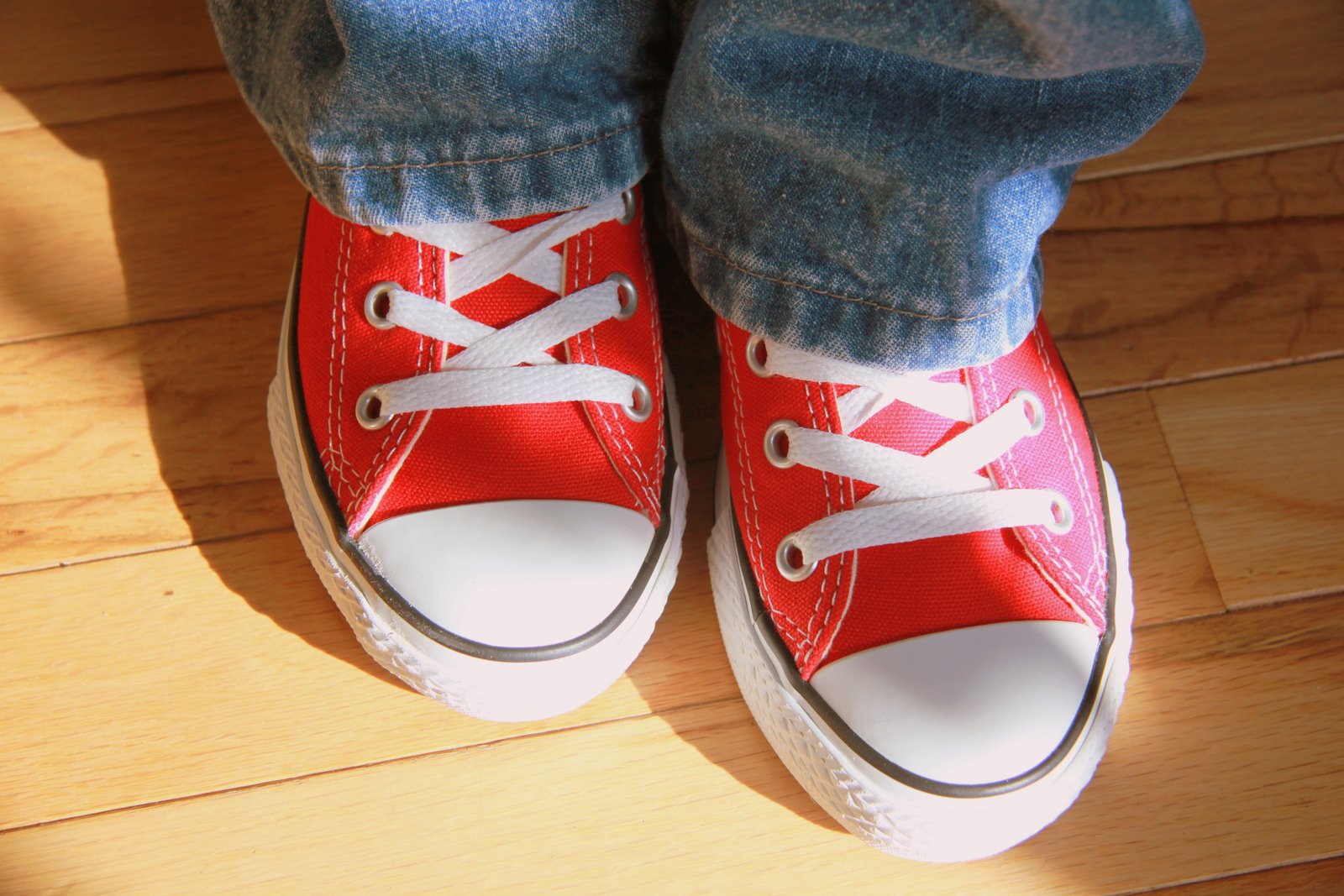 converse tongue loop