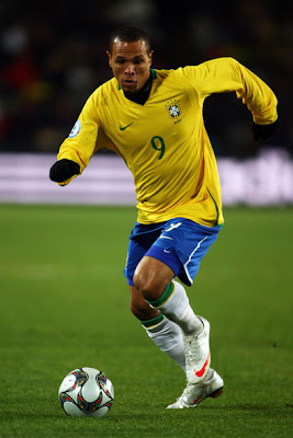 Luis Fabiano World Cup 2010 Brazil Football Player