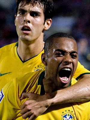 Kaka-Robinho World Cup 2010 Football Picture