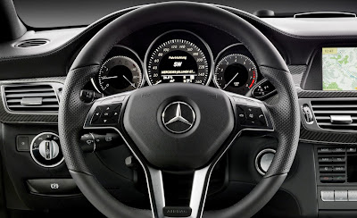 2012 Mercedes-Benz CLS Steering Wheel and Gauges