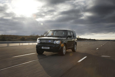 2011 Land Rover Discovery 4 Armoured Official Photos