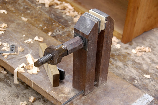 Furniture Maker Dennis Young Shigoto die