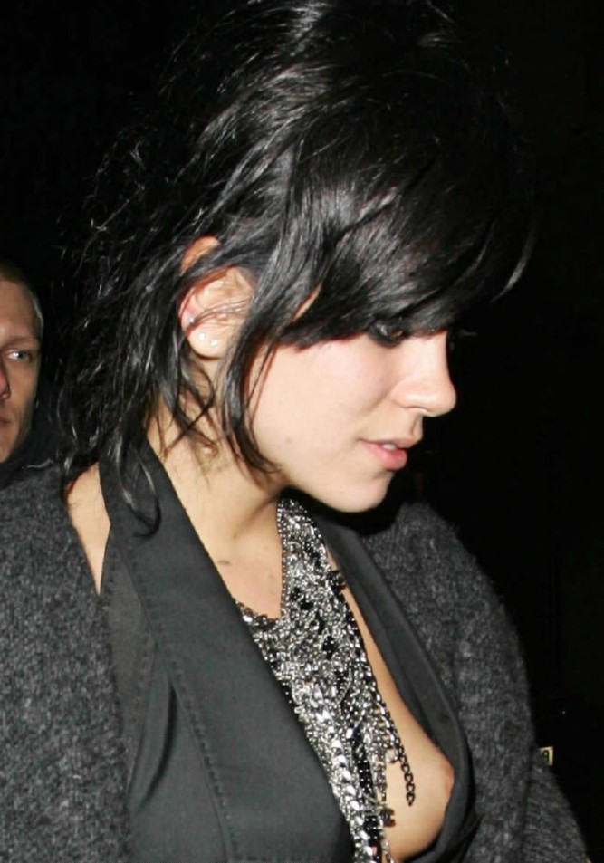 lily allen nip slip