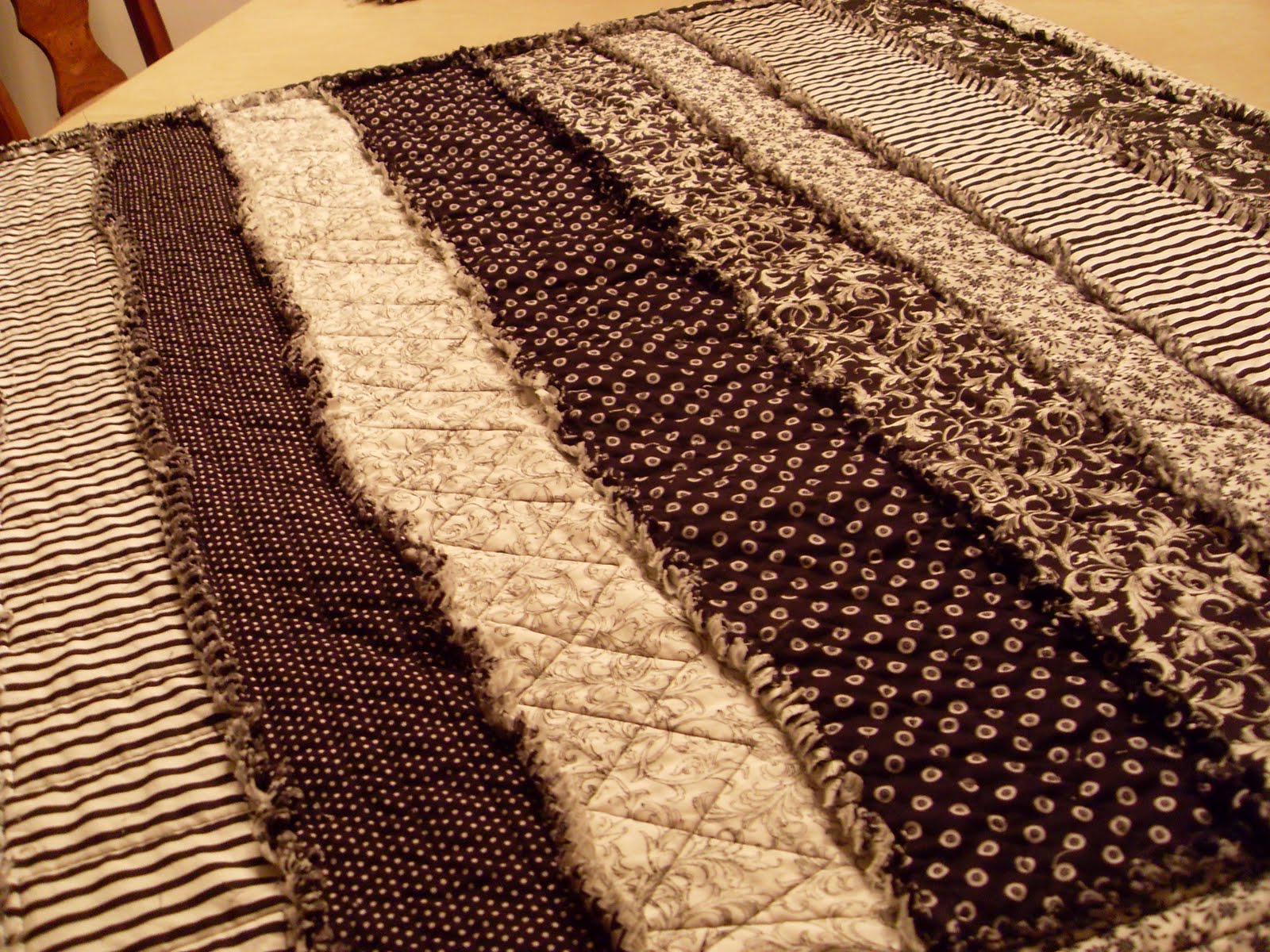 home-sweet-home-jennifer-s-rag-quilt