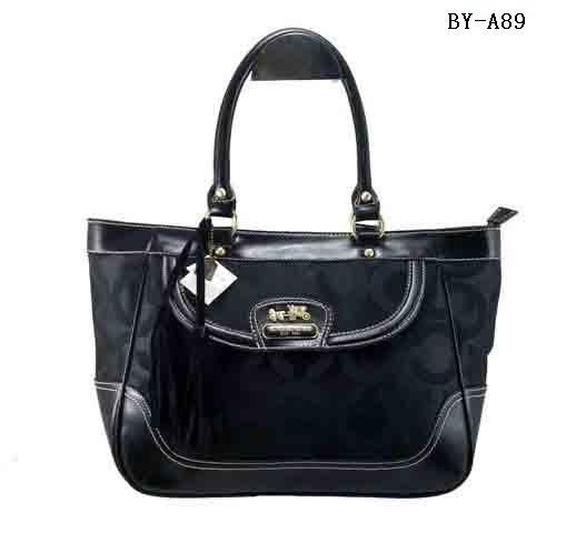 coachoutletonline: So Lovely This Coach Handbags Replica