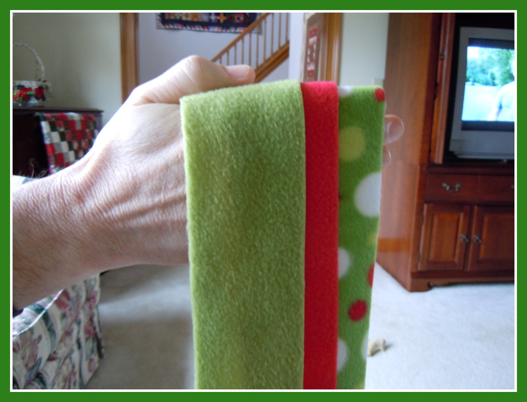 Say Meow! Fleece Dog Toy Tutorial