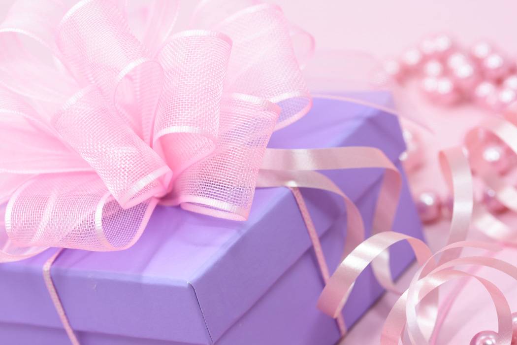 [giftpurplepink.jpg]