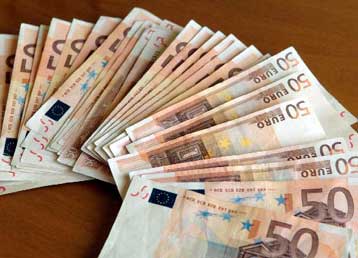 Ποιος εργατοπατέρας του ΠΑΣΟΚ εισέπραξε 48.000 ευρώ πέρυσι για να εκπροσωπεί τους εργαζόμενους;