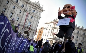 [lgberlusconi0412094.jpg]