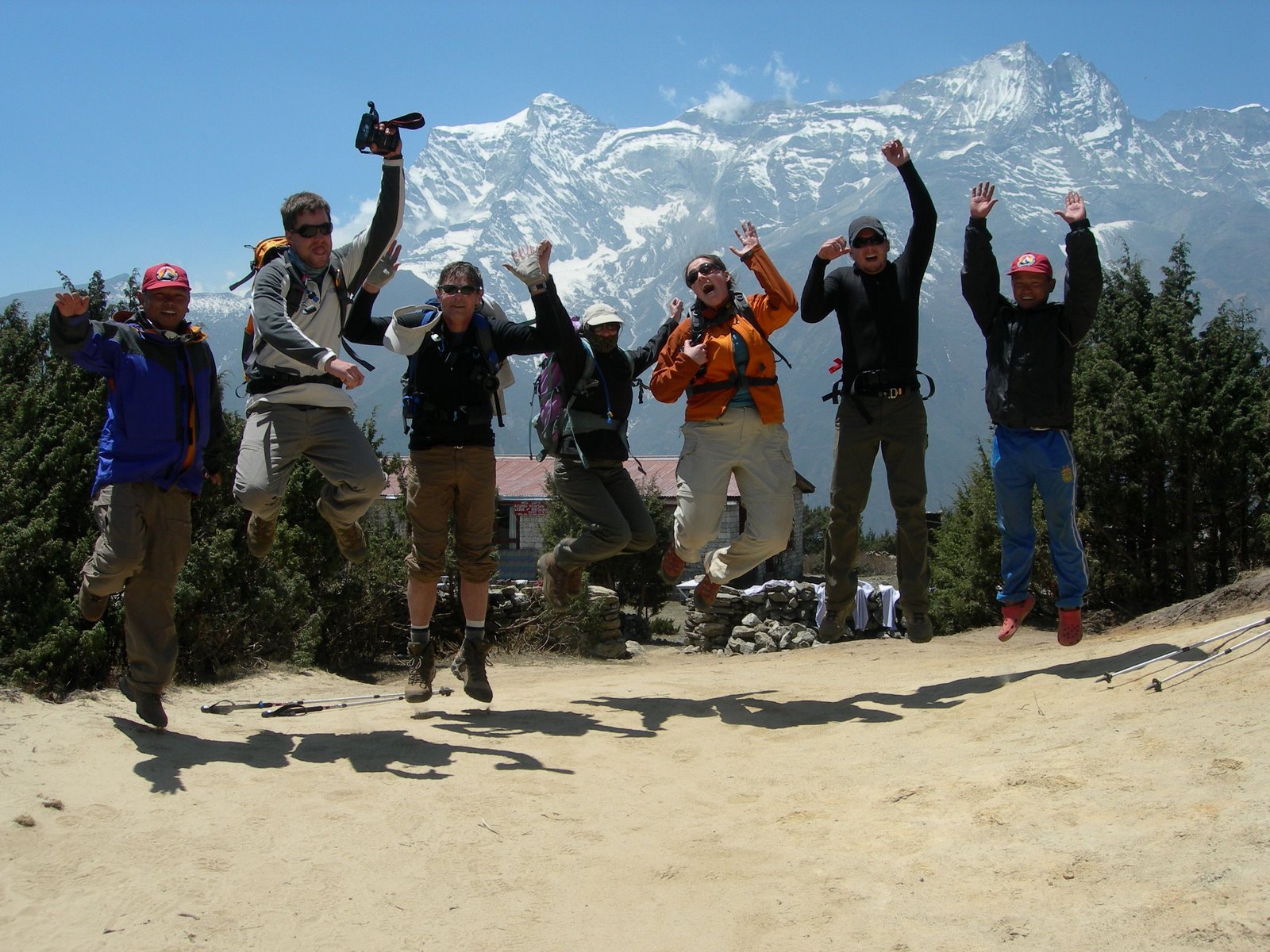 [Perhaps+our+best+jumping+photo.jpg]