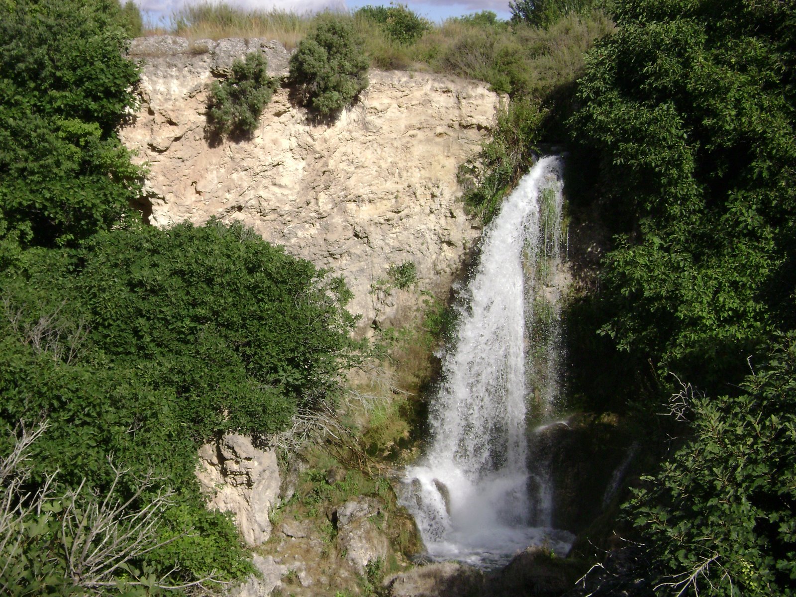[what+waterfall.JPG]