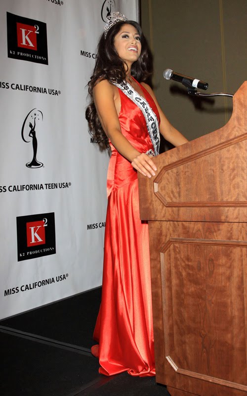 Wallpaper World: Nicole Johnson Named 2010 Miss California USA Photos