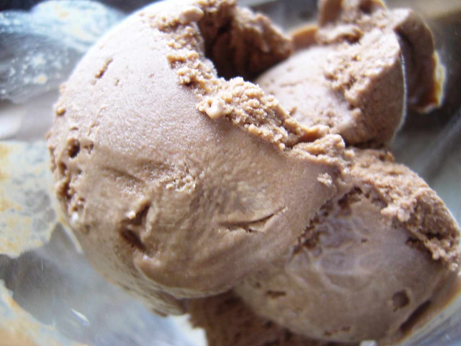 gelato al cioccolato senza uova