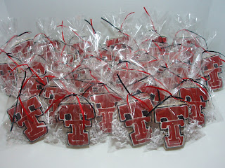 CedarGap Creations Cookies: Texas Tech T logo