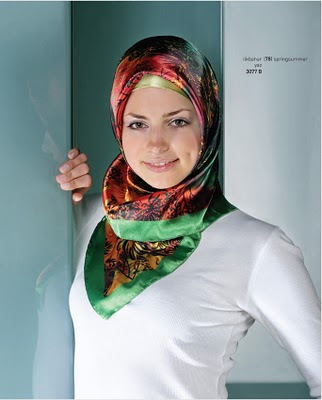 Akel 79 Ladies in beautiful Hijab