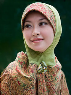 Lady+Muslim1111 Indonesian girl in hijab